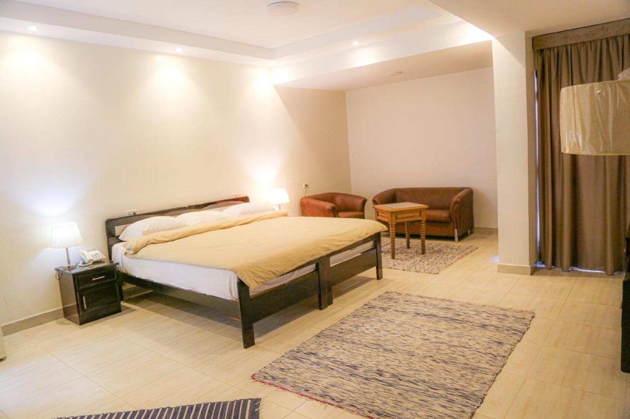 فندق International Scout House