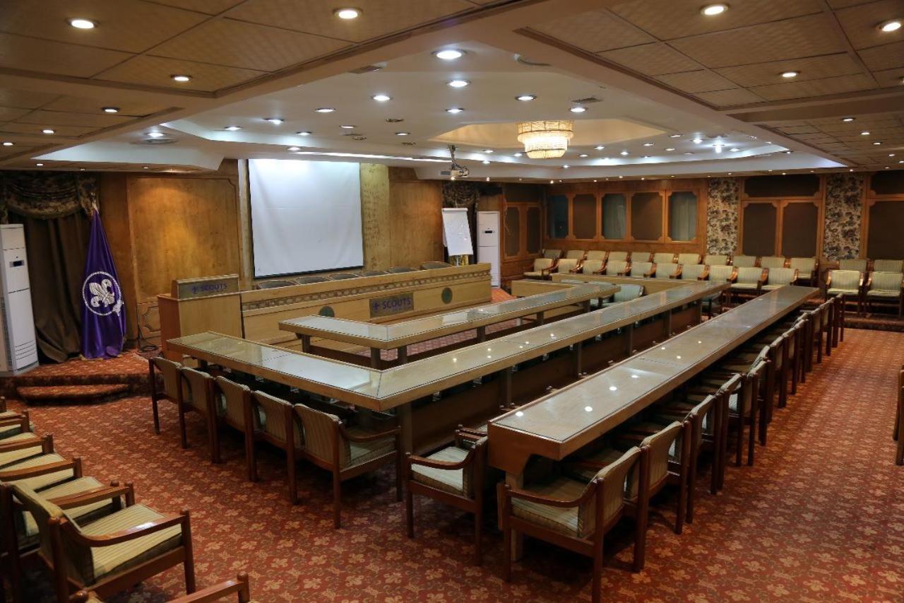 International Scout House Отель *