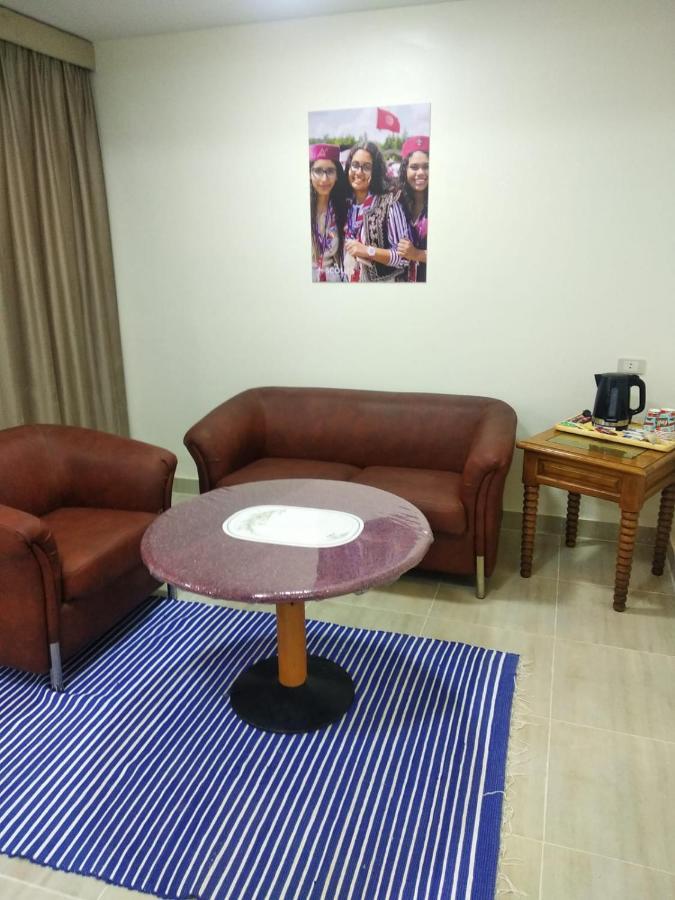 International Scout House Отель *