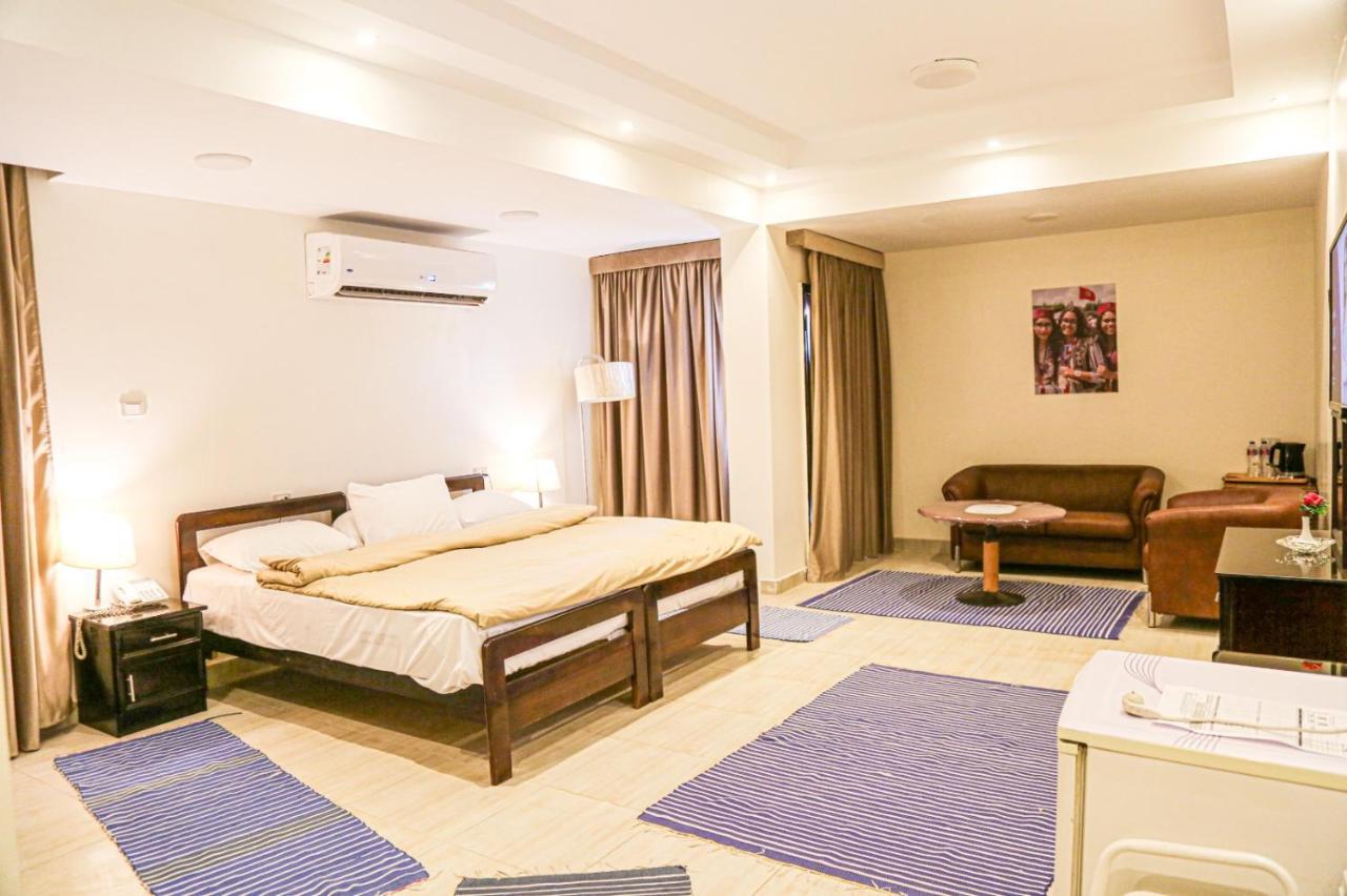 International Scout House Hotel *